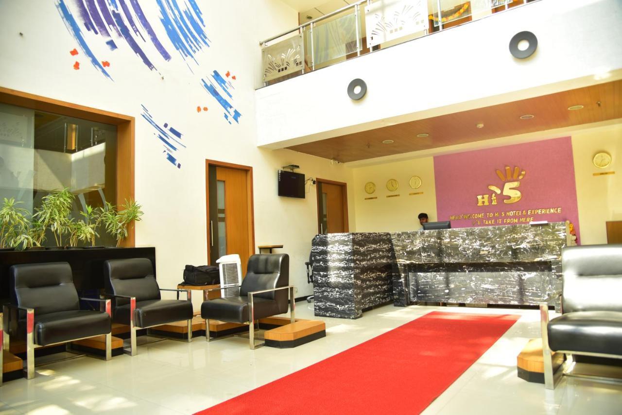 Hi 5 Hotel & Experience Nashik Zewnętrze zdjęcie