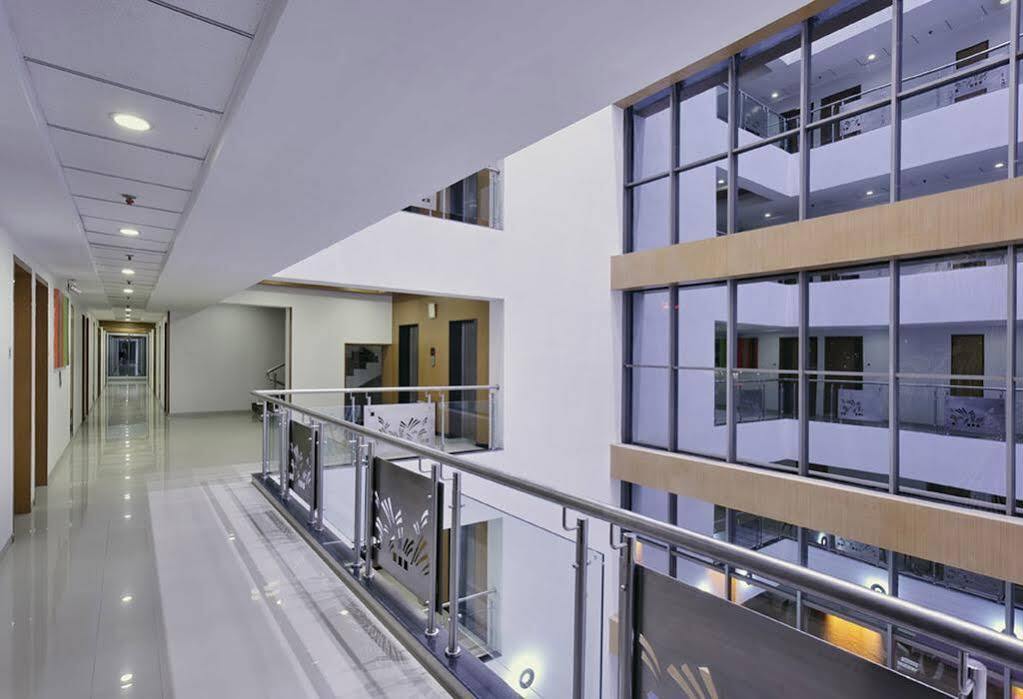 Hi 5 Hotel & Experience Nashik Zewnętrze zdjęcie