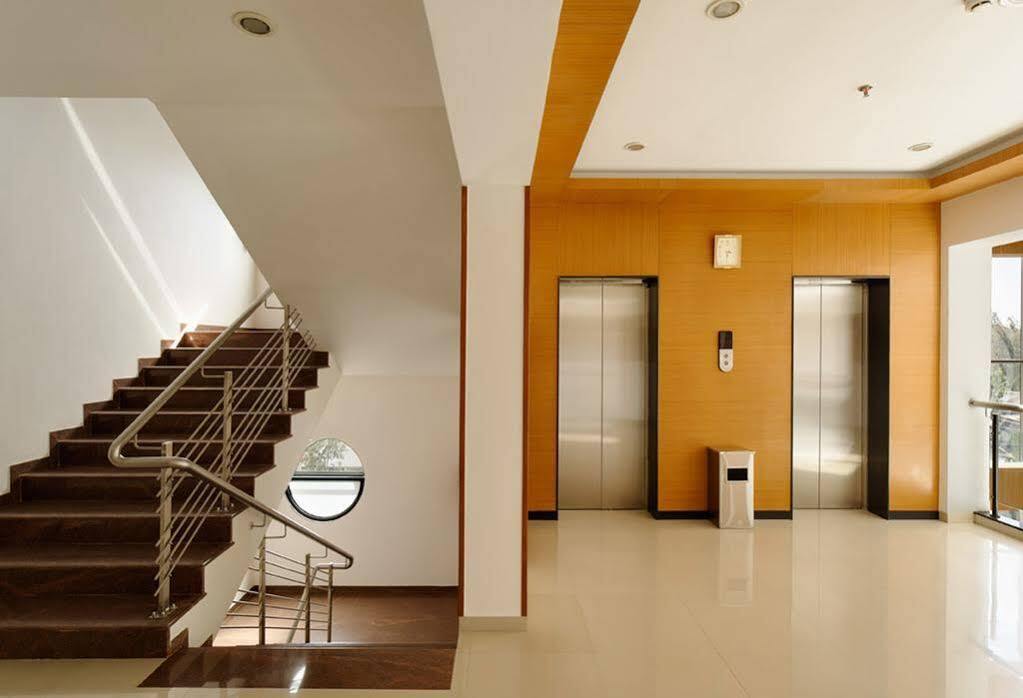 Hi 5 Hotel & Experience Nashik Zewnętrze zdjęcie