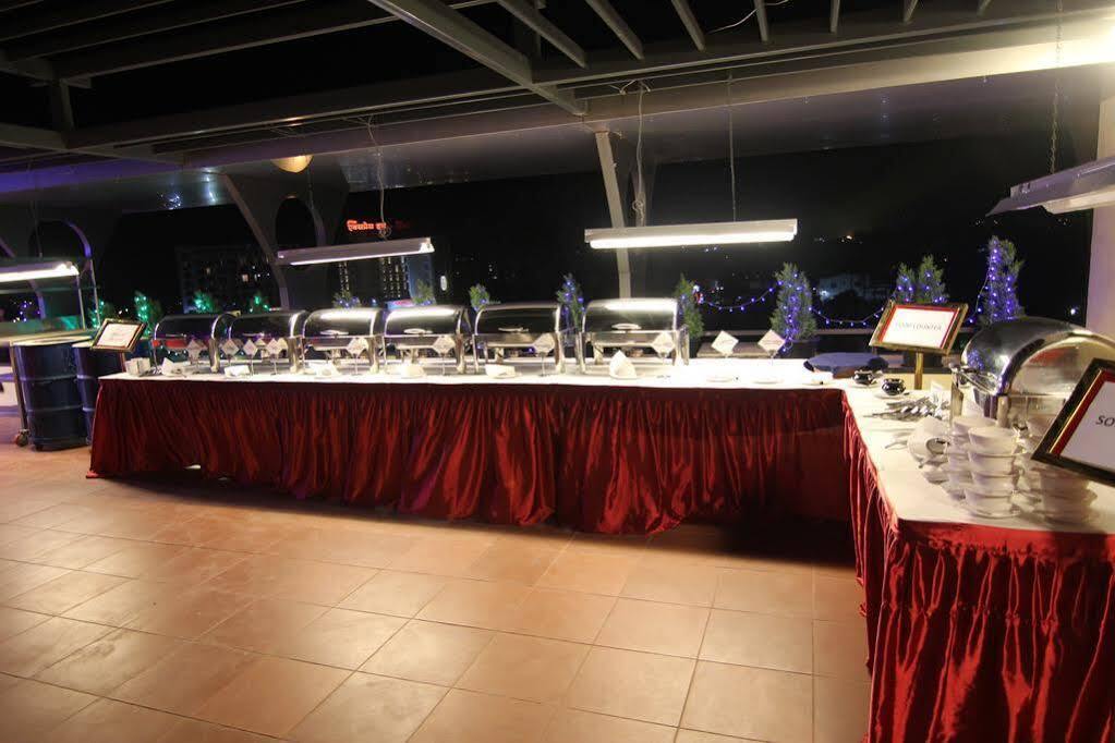Hi 5 Hotel & Experience Nashik Zewnętrze zdjęcie